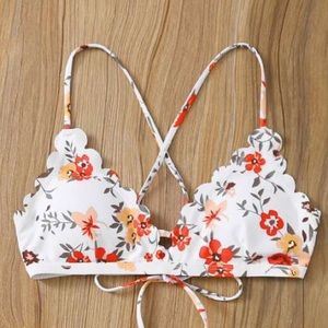 <NEVER WORN> FLORAL SHEIN BIKINI TOP ❤️💛🧡